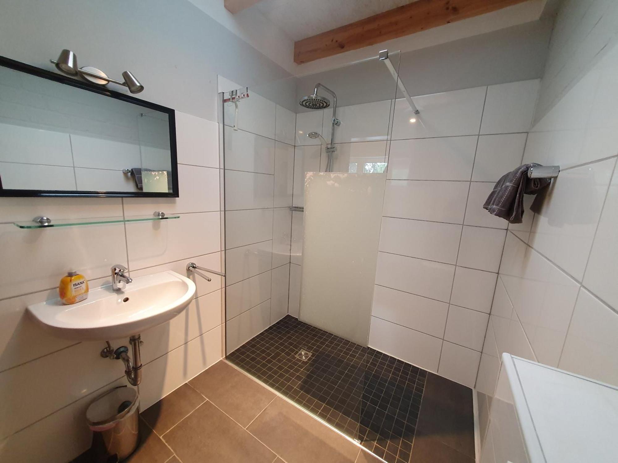 Ferienobjekte Claus, 35633 Appartement Uplengen Buitenkant foto