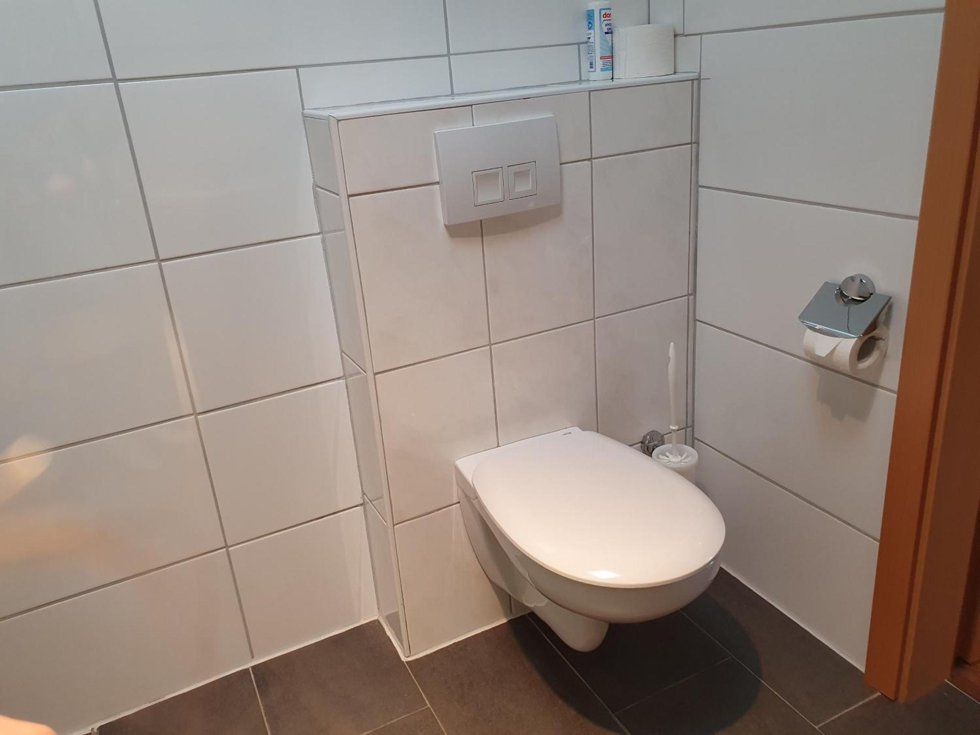 Ferienobjekte Claus, 35633 Appartement Uplengen Buitenkant foto